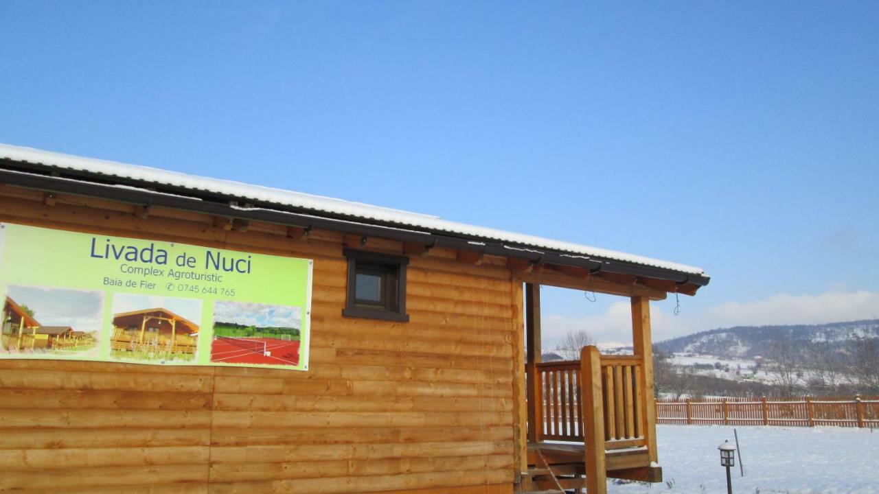 Villa Complex Agroturistic Livada De Nuci Baia de Fier Exterior foto